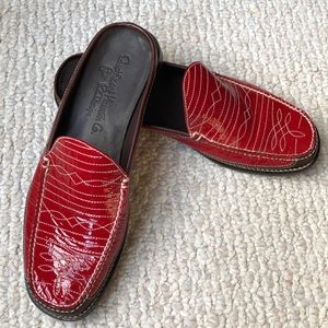 - Southwest Moccasin Co red and brown leather mules size 9